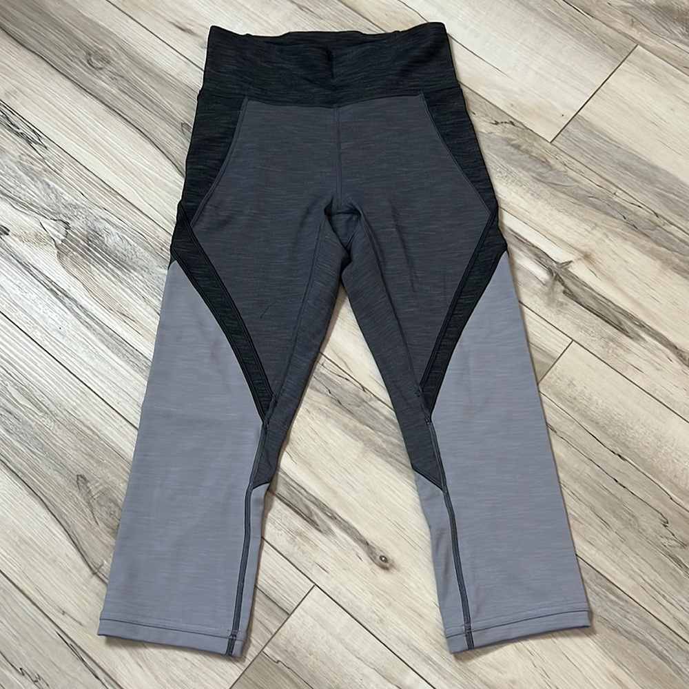 Lululemon🍋 • Early Extension High-Rise Crop 21”